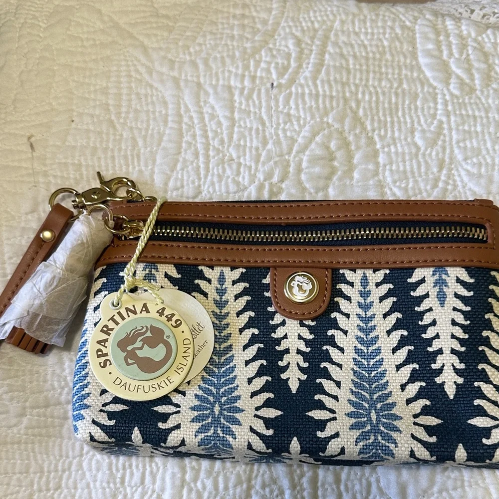Brand New Spartina 449 Navy & Tan Fern-Print Wristlet with Leather Trim